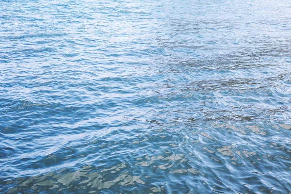 Blaues Meerwasser Meeresoberfläche Für Natürlichen Hintergrund — Stockfoto
