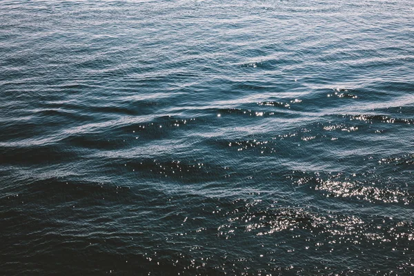 Water surface closeup - waves on lake — Stock Photo, Image