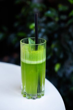 yeşil yaz kokteyli. 