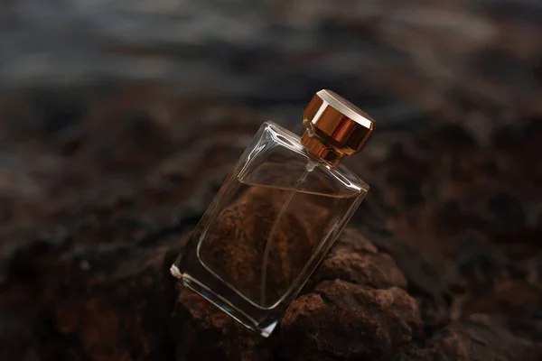 Frasco Perfume Sobre Fondo Piedra —  Fotos de Stock