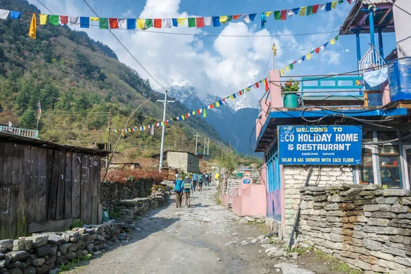 Nepal Mart 2018 Turist Etrafında Annapurna Mart 2018 Nepal Yolda — Stok fotoğraf