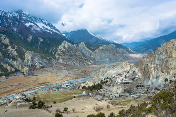 Bellissimo Paesaggio Montano Con Villaggio Braka Nella Giornata Primaverile Nepal — Foto Stock