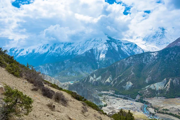 Bellissimo Paesaggio Montano Con Fiume Bagmati Himalaya Nella Giornata Primaverile — Foto Stock