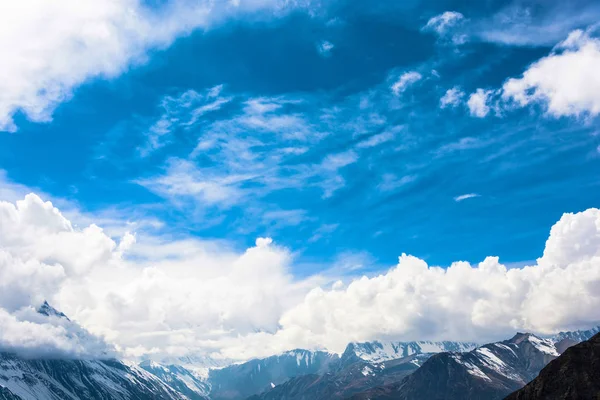 Cime Innevate Nuvole Bianche Himalaya Nepal — Foto Stock