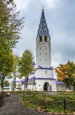 Kutsal Haç Kilisesi ile çan kulesinde 1774 yılında Palekh, Ivanovo region, Rusya Federasyonu.