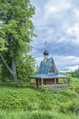 Aziz Nikolaos kutsal bahar Wonderworker Chubukovo Köyü, Uglichsky District, Yaroslavl bölgesi, Rusya yakın. 