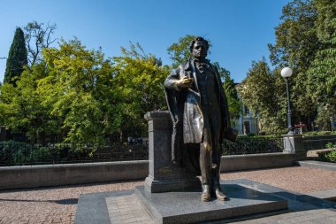 Dünyaca ünlü Rus şair Alexander Sergeyevich Puşkin 'in Yalta, Kırım' daki anıtı..