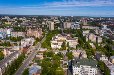 Ivanovo, Ivanovo bölgesi, Rusya. 02.06.2020: İvanovo 'nun Kuş bakışı görüntüsü: Bagaev ve Kuznetsov caddeleri. 