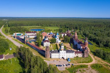 Nikolo-Solbinsky manastırı, Pereslavsky bölgesi, Yaroslavl bölgesi, bir yaz günü.. 