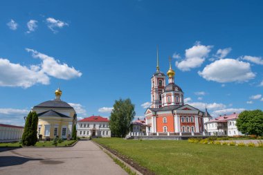 Varnitsky Trinity-Sergius Manastırı, Yaroslavl Bölgesi, Rostov Veliky, Varnitsa Köyü. 