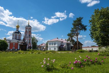 Varnitsky Trinity-Sergius Manastırı, Yaroslavl Bölgesi, Rostov Veliky, Varnitsa Köyü. 