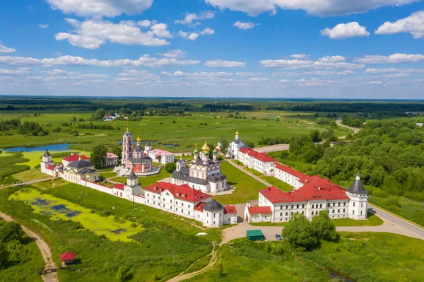 Mosteiro Varnitsky Trinity Sergius Região Yaroslavl Rostov Veliky Aldeia Varnitsa Fotografia De Stock