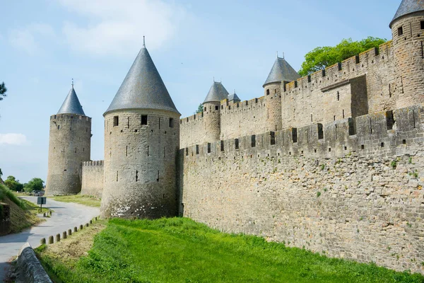 Vesting Muur Van Middeleeuwse Stad Carcassonne Frankrijk Zomer — Stockfoto