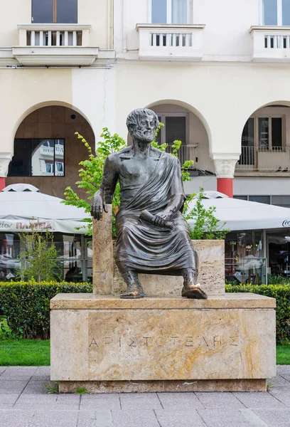 Editorial. Abril de 2019. SALONIKI, GRÉCIA. Monumento de Aristóteles — Fotografia de Stock
