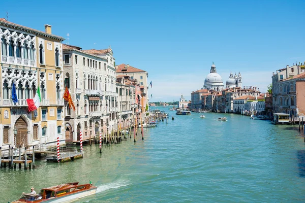 Editorial. Juin 2019. Venise, Italie. Une vue ensoleillée d'un Grand Ca — Photo