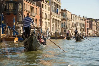 Venedik, İtalya'da bir gondol dan Grand Canal görünümü. Gondoli