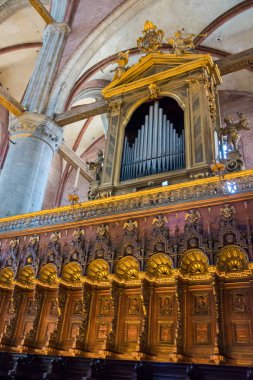 Editoryal. Haziran, 2019. Venedik, İtalya. Organ ve koro