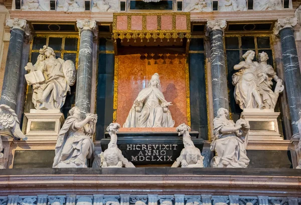 Editorial. Junho de 2019. Veneza, Itália. Monumento dedicado ao — Fotografia de Stock