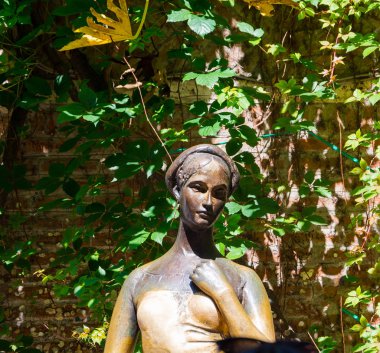 Verona, İtalya 'daki Juliet Heykeli