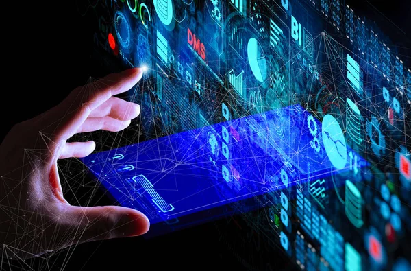 Kpi finansal grafikleri ve grafik ve otomatik pazarlama panosu ile iş kadını el dokunmabağlı dişli dişli ile iş veri analizi süreç yönetimi.