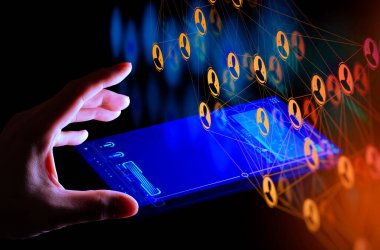 Küresel yapı ağında çalışan iş kolu ve veri alışverişi yeni akıllı telefon Ui ile müşteri bağlantısını değiştirdi.