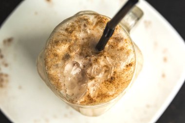 Venezuela suyu tipik Chicha, pirinç sütü ve tarçın