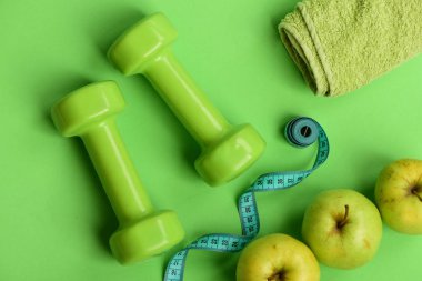 Spor ve sağlıklı rejim donanımları, TOPVIEW. Halter yeşil renkte