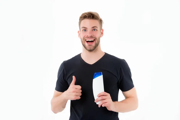 Hombre Feliz Muestra Los Pulgares Botella Champú Sonrisa Hombre Barbudo — Foto de Stock