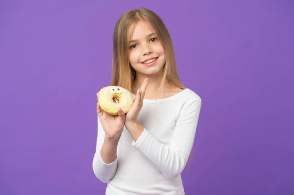 Wil Een Hapje Gelukkig Kind Met Junk Food Kind Glimlach — Stockfoto