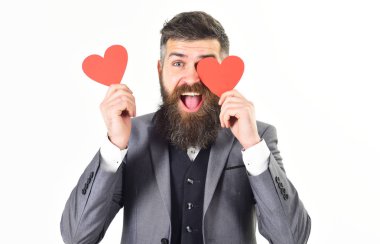 Sevgililer günü tebrik. Sevgililer günü tebrik kırmızı kalpler ile mutlu sakallı adam