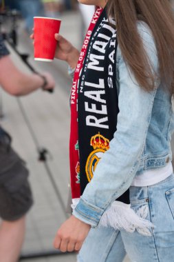 Kiev, Ukrayna - 26 Mayıs 2018: Uefa final Uefa şampiyonu ligue son maçında, Kiev Ukrayna Olimpik milli güvenlik önce Fc Real Madrid ve Liverpool futbol takımı hayranıyım. Spor ve eğlence kavramı futbol