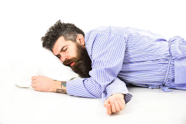 Hombre con la cara relajada, boca abierta, acostado en la almohada — Foto de Stock