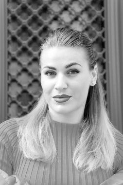 Paris, Fransa, yüzüne makyaj kadınla