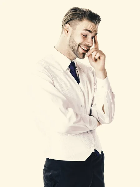 Man in vest met ongeschoren gezicht en mooi kapsel — Stockfoto