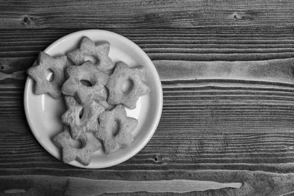 Homemade pastry concept. Tea cookies on wooden background — Stock Photo, Image