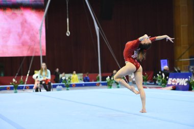 kadın jimnastikçi Stella Zakharova artistik jimnastik Ukrayna Uluslararası Kupası sırasında performans