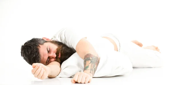 Hipster con barba duerme, duerme bien . —  Fotos de Stock