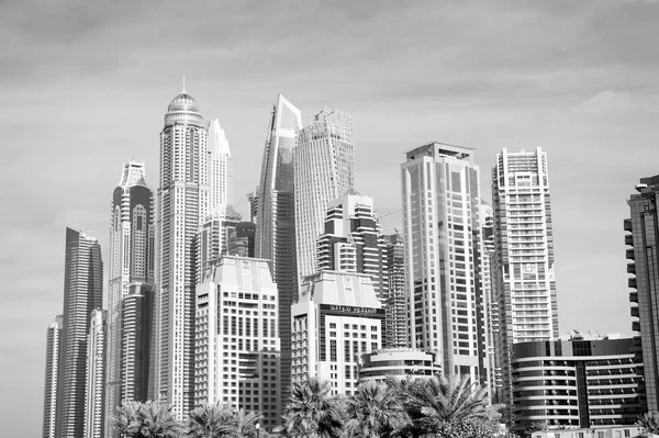 Bâtiments gratte-ciel à Dubaï, Émirats arabes unis — Photo