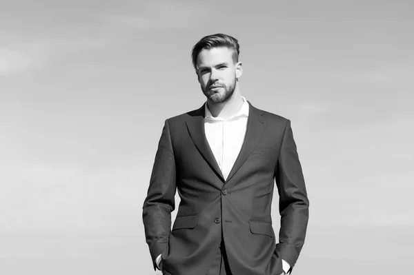 Man in business suit, fashion