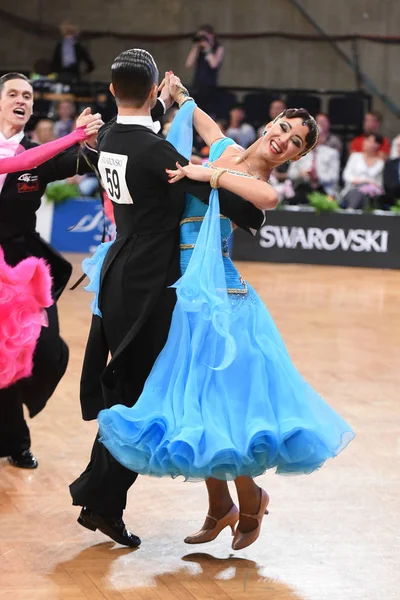 Stuttgart Alemanha Agosto 2015 Casal Dança Não Identificado Uma Pose — Fotografia de Stock