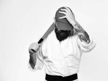 Dövüş sanatları konsepti. Gizli yüzlü karateci.