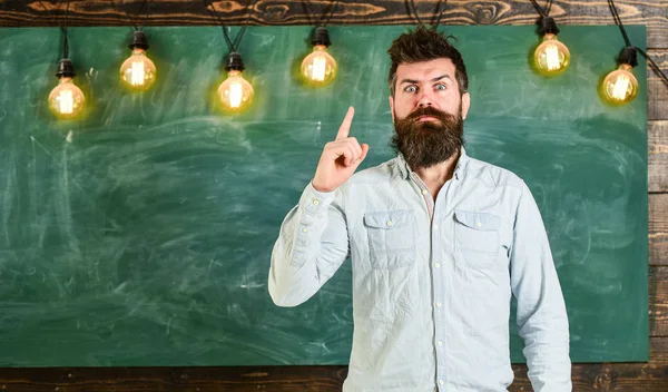 Conceito Solução Hipster Barbudo Camisa Quadro Fundo Tipo Tem Uma — Fotografia de Stock