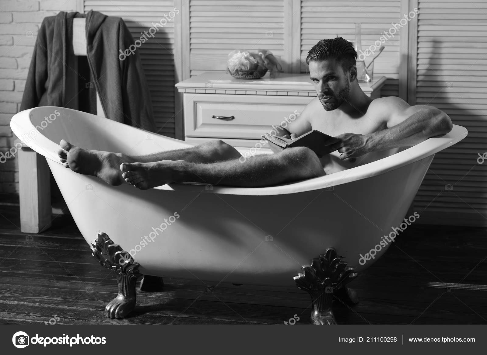 Sex badewanne Badewanne Porno