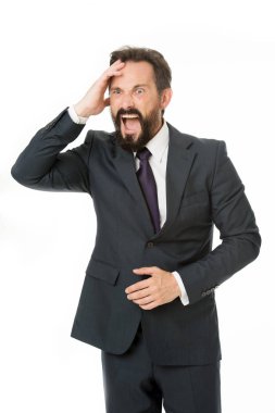 Saldırganlık acıya neden olur. Hüsrana uğramış iş adamı beyaz arka planda dururken el ele tutuşuyor. İş adamı stresli bir günde baş ağrısı hisseder. Stresli iş hayatı. Saldırgan deli adam bağırıyor