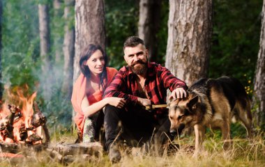 Tatil ve dinlenme kavramı. Kaç aşk veya genç ailesi içinde
