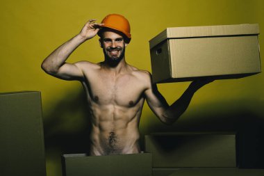 Cinsellik ve inşa konsepti. Seksi, çıplak gövdeli adam.