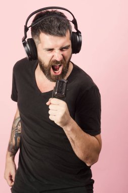 Zevk, müzik ve eğlenceli yaratıcı yaşam tarzı konsepti.