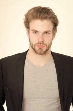 sakallı adam şık sakal, bıyık üzerinde beyaz izole ile