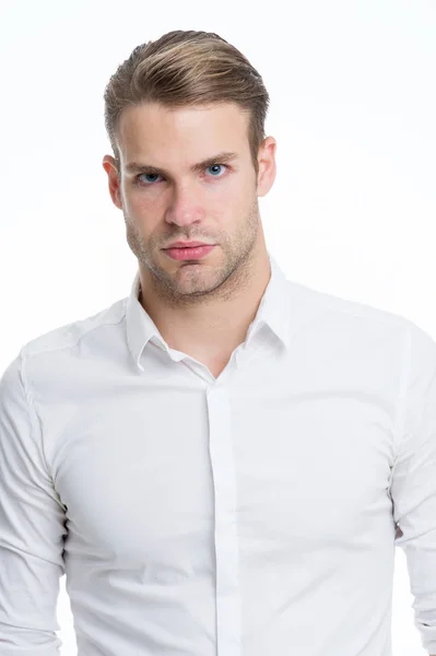 Witte kraag werknemer. Goed verzorgd man unbuttoned witte kraag elegant shirt geïsoleerd witte achtergrond. Macho zeker klaar werk kantoor. Guy kantoormedewerker knap aantrekkelijk. Werkende dresscode — Stockfoto