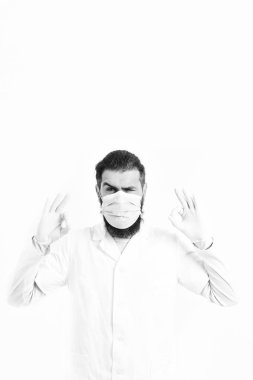 Kaba sakallı Kafkas doktor ya da lisansüstü öğrencisi